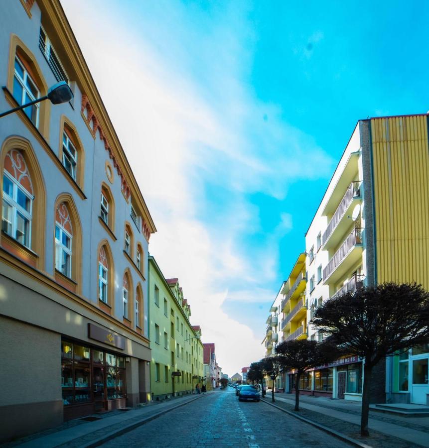 Lofty Apartamenty Namyslow I Bagian luar foto